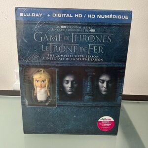NEW SEALED Game of Thrones Season 6 Blu-Ray Set with collectible Daenerys USB